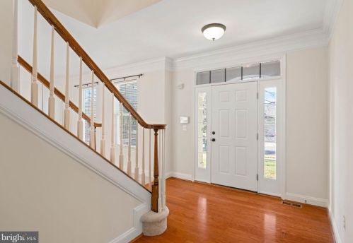 3313 Lady Catherine Cir, Triangle VA  22172-2331 exterior
