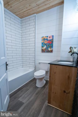 131 Ross St, Lancaster PA  17602-1926 exterior