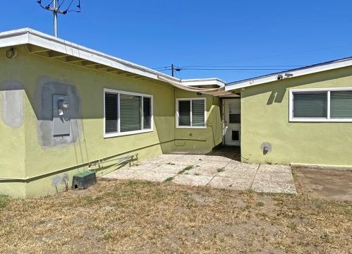 11868 Poes St, Anaheim CA  92804-6780 exterior