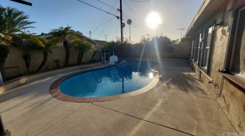 2428 Gramercy Ave, Anaheim CA  92801-3227 exterior