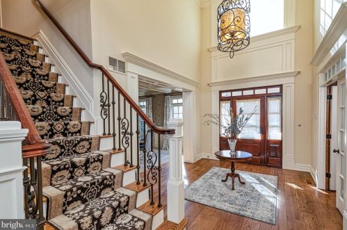 219 Edgerstoune Rd, Princeton, NJ 08540-6717