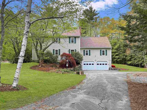 35 Juniper Dr, Amherst, NH 03031-3049