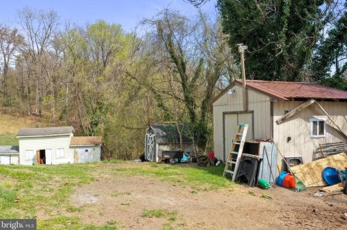 155 Engle Rd, Harpers Ferry WV 25425-4042 exterior