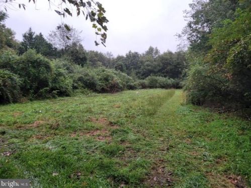 34 Fripps Old Rd, Erial, NJ 08081-9395