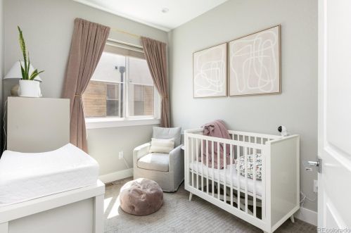 86 Galapago St, Denver CO  80223-1522 exterior