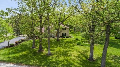 70 Horseshoe Ln, Lemont IL  60439-9118 exterior