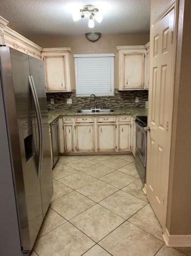 233 Trl Ride Rd, Angleton TX 77515-2756 exterior