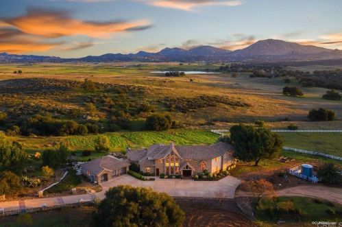 17787 Puerto Oro Ln, Ramona, CA 92065-5810
