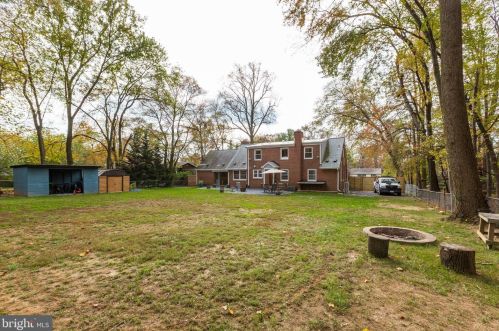 15009 Snowden Dr, Silver Spring MD 20905-5663 exterior