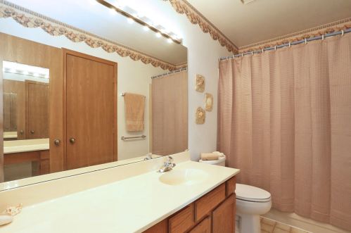 809 Burning Trl, Carol Stream IL  60188-9148 exterior