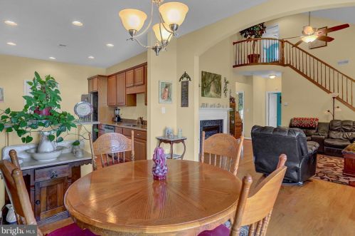 258 Dolomite Dr, York, PA 17408-6360