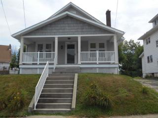 505 Madison Ave, Morgantown, WV 26501-6448