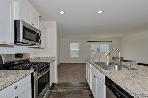 2454 Aurora Dr, Pingree Grove IL  60140-6403 exterior