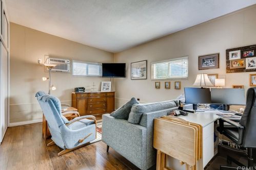 816 Amber Ct, Upland CA 91786-3709 exterior