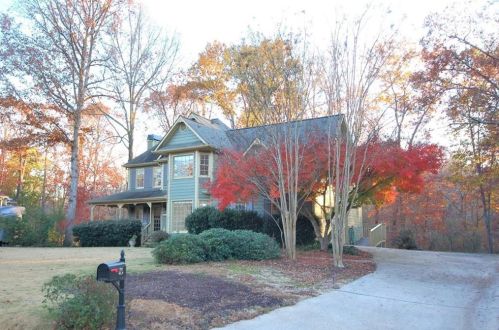 525 Cotton Mill Dr, Hiram, GA 30141-3933