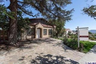 1368 Raymond Ave, Glendale CA  91201-1277 exterior