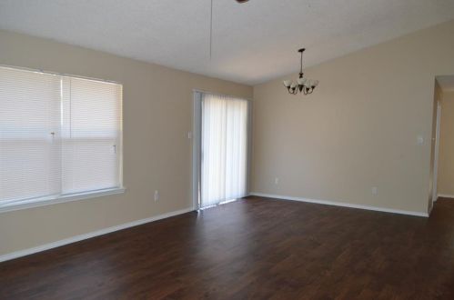 9703 Curlew Dr, Austin TX  78748-5807 exterior