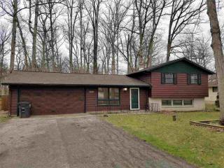 7001 Blake Dr, Fort Wayne IN  46804-1015 exterior