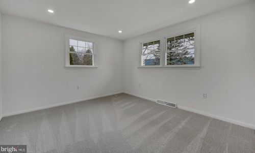 114 Running Pump Rd, Lancaster PA  17603-2245 exterior