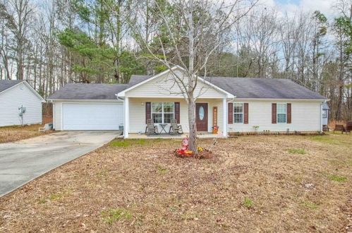 64 Driftwood Trl, Dawsonville, GA 30534-3944