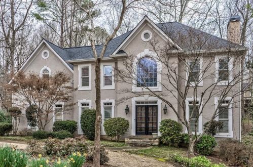 203 Mayglen Ct, Holly Springs, GA 30189-2516