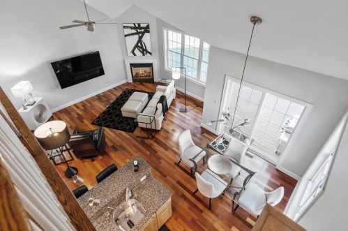 12 Cortland Ave, Stratham, NH 03885-6537