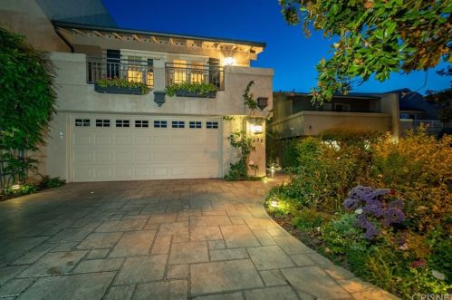 4631 Park Mirasol, Calabasas, CA 91302-1732