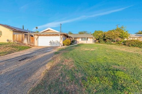 5393 Bonnie St, San Bernardino, CA 92404-2930