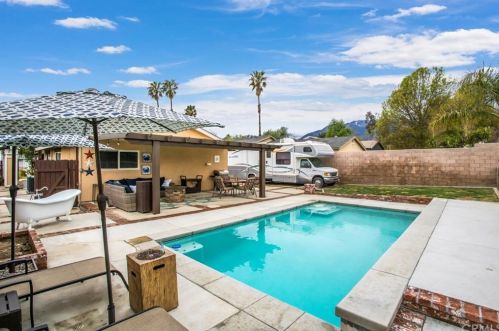 7825 Amethyst Ave, Rancho Cucamonga, CA 91730-2604