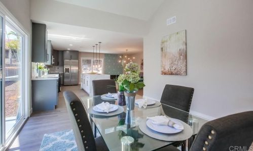 1461 Darwin Dr, Oceanside CA  92056-3042 exterior