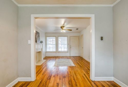 5009 Locke Ave, Fort Worth TX  76107-5515 exterior