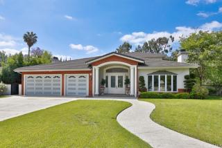 182 Las Flores Ave, Arcadia, CA 91006-4635