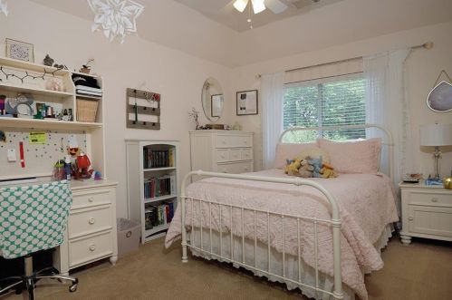 18 Westward Ridge Pl, Conroe TX  77384-5023 exterior