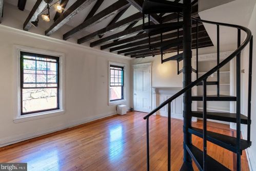 333 18th St, Philadelphia, PA 19103-1239