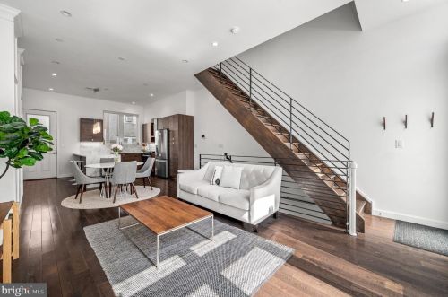 1322 Dorrance St, Philadelphia PA  19146-4607 exterior
