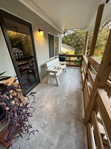2423 Lakewood Ave, Atlanta, GA 30315-6305