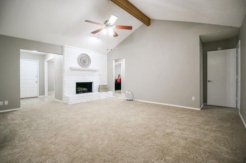 6900 Penhurst Dr, Fort Worth TX 76133-6422 exterior