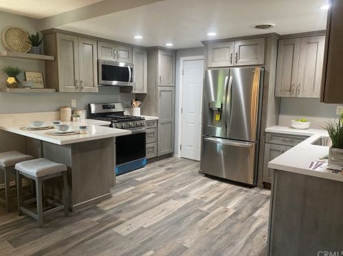 904 Magnolia Ave, Upland CA  91786-3721 exterior