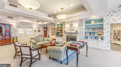 2304 Windrow Dr, Princeton NJ 08540-5020 exterior