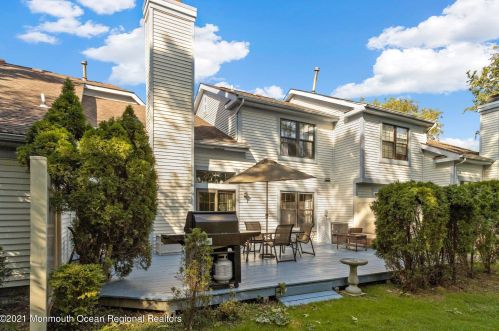 3 Old Orch Ln, Tinton Falls NJ 07712-2570 exterior