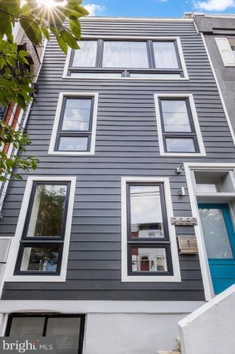 2232 Catharine St, Philadelphia, PA 19146-1704