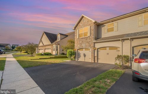 12 Glenn View Ct, Carlisle, PA 17013-9619