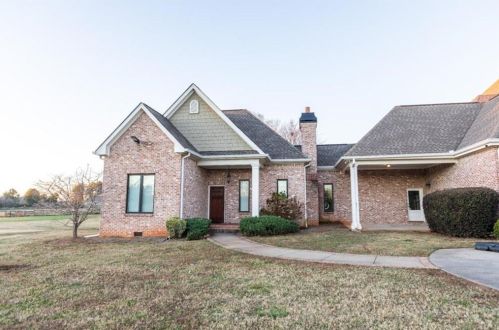 1079 Knox Chapel Rd, Social Circle GA  30025-4151 exterior