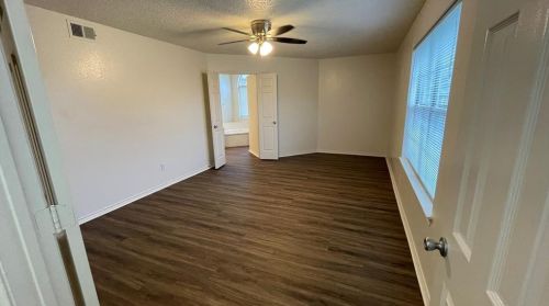 202 Lavender Dr, Cedar Hill TX  75104-2308 exterior