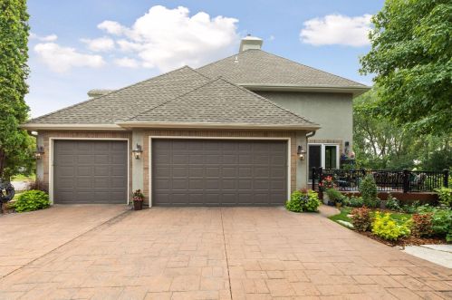 3315 Crestmoor Dr, Saint Paul MN  55125-5006 exterior