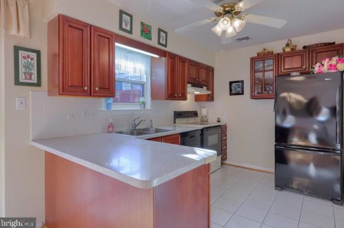 1026 Monticello Ln, Lancaster PA  17603-9409 exterior