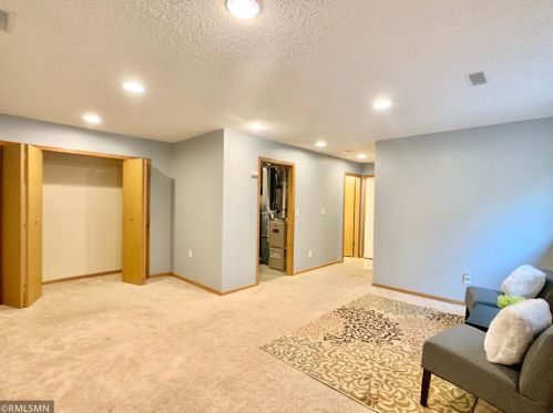 861 Desoto St, Saint Paul MN  55130-4233 exterior