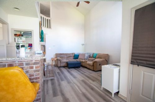 2105 Cologne Dr, Carrollton TX  75007-2337 exterior