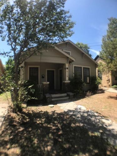 615 37th St, Austin, TX 78705-1220