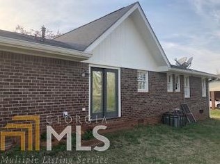 131 Amberwood Ln, Griffin, GA 30223-1001